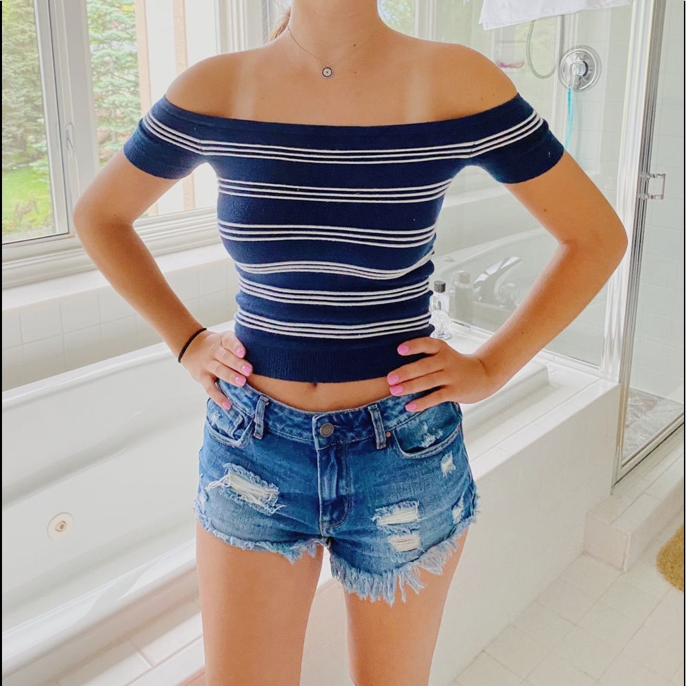 off shoulder shirt navy and white